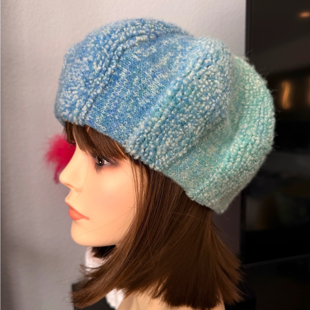 Blue Ombré Knit Beret - Picture 2 of 8